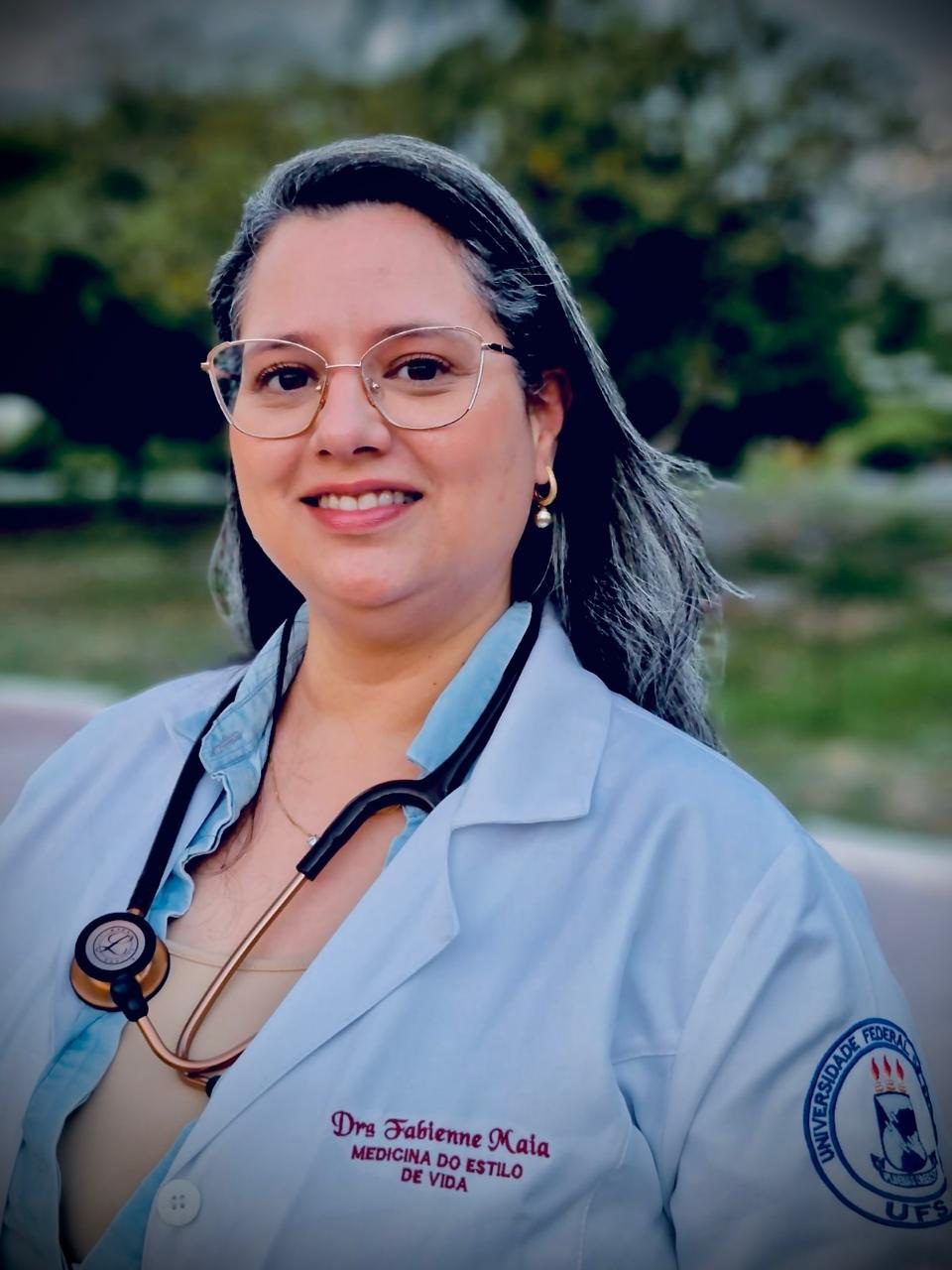 Dra. fabienne maia lobo menezes